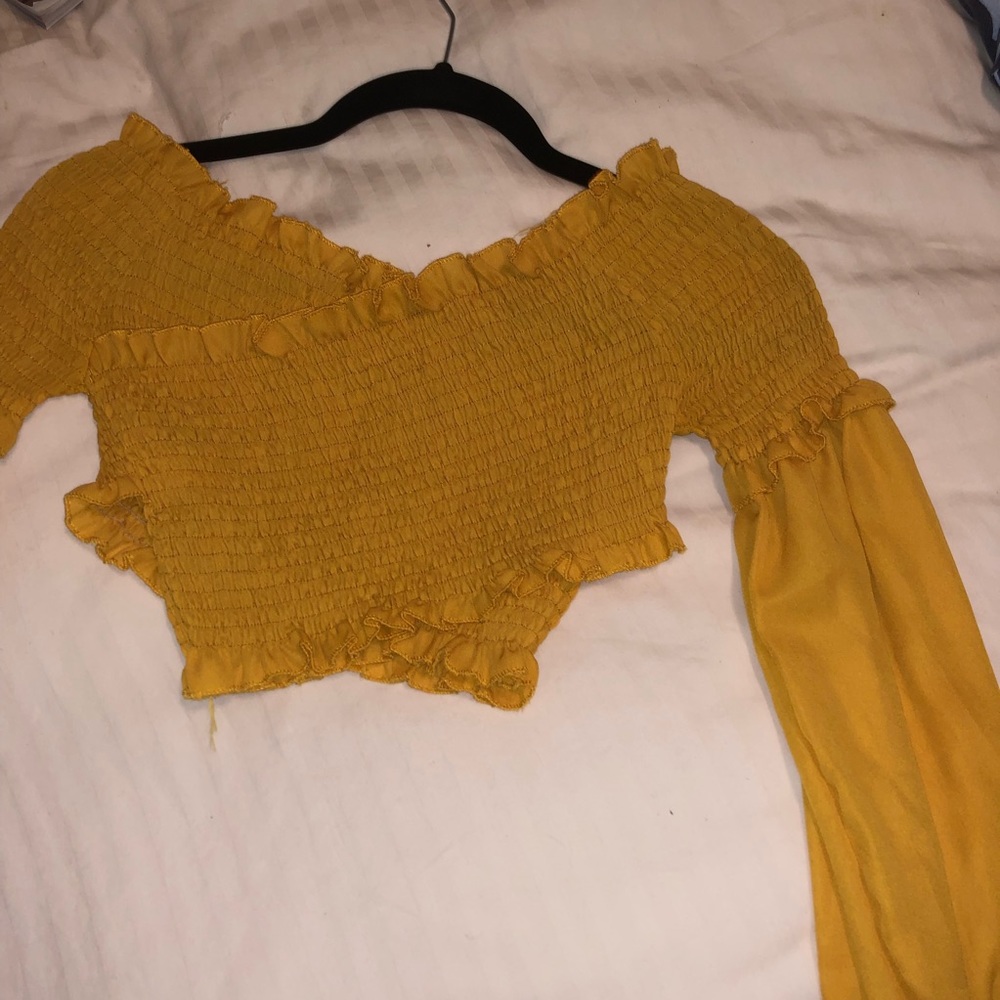 Yellow crop top - Picture 2 of 2